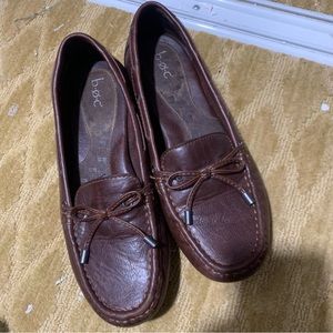 BOC brown flats